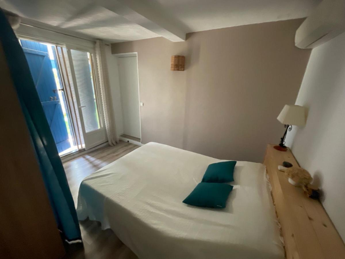 Le Cocon Des Spress Apartment Cers Екстериор снимка