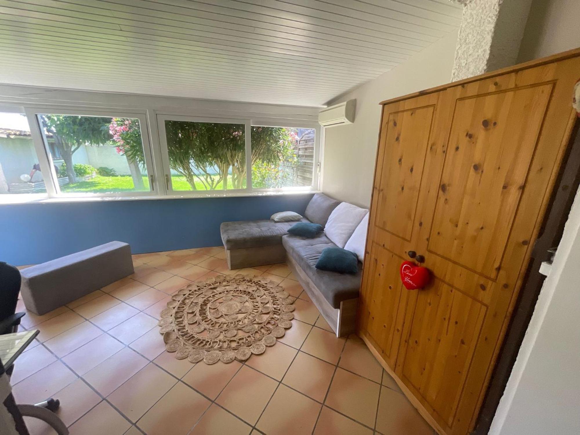 Le Cocon Des Spress Apartment Cers Екстериор снимка